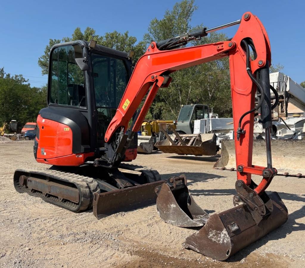 Mini-pelle Kubota U 27-4 — occasion 2018, 1 600 h