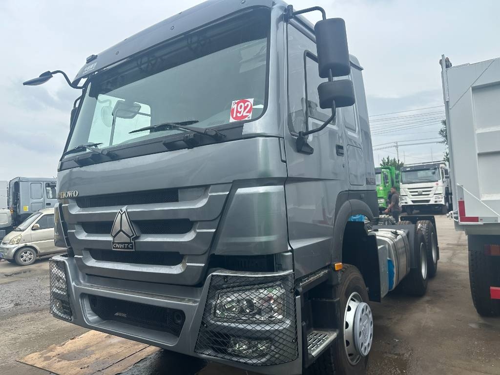 Howo Tractor 375
