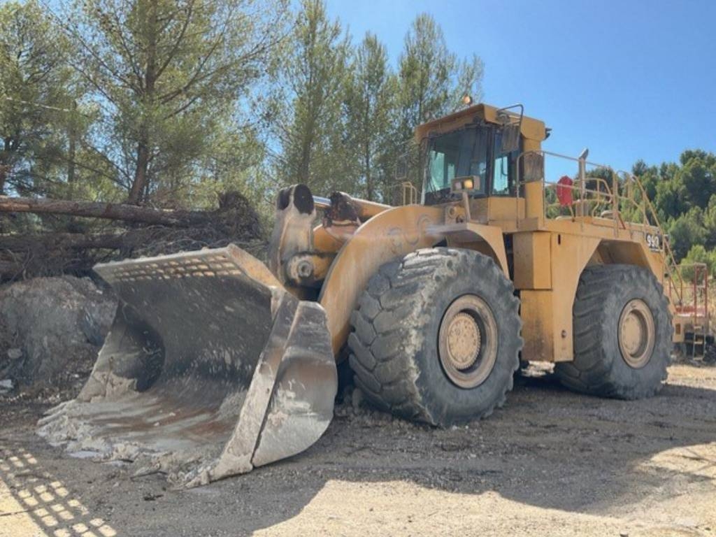 CAT 990 II