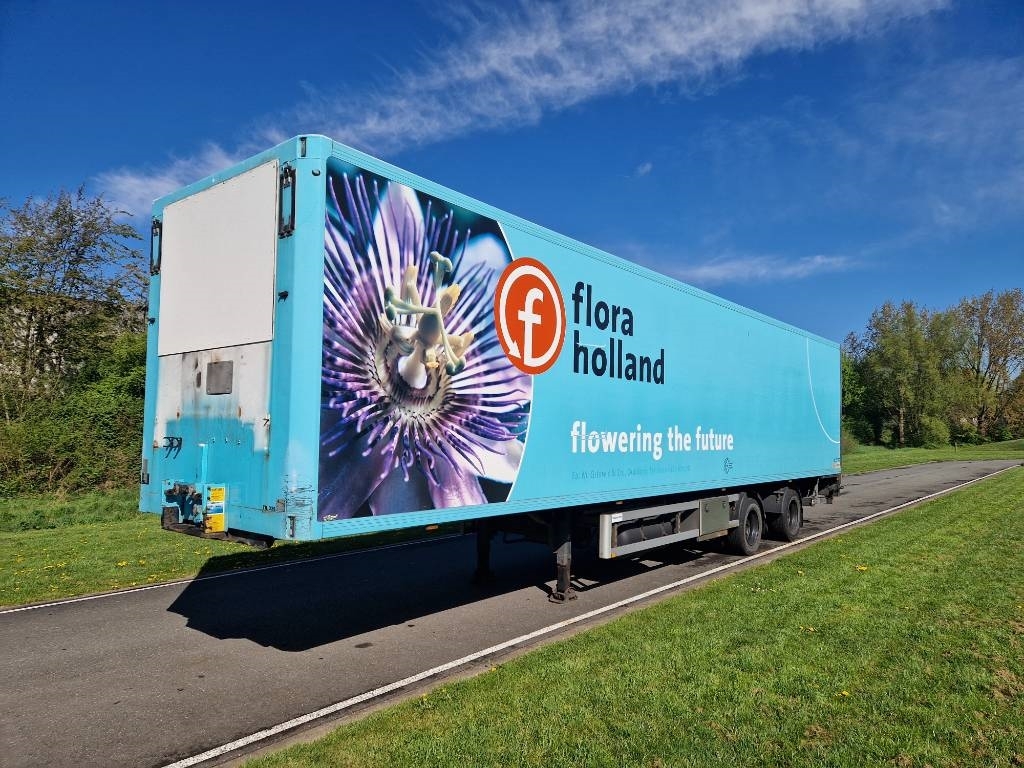 Trailer Gesloten