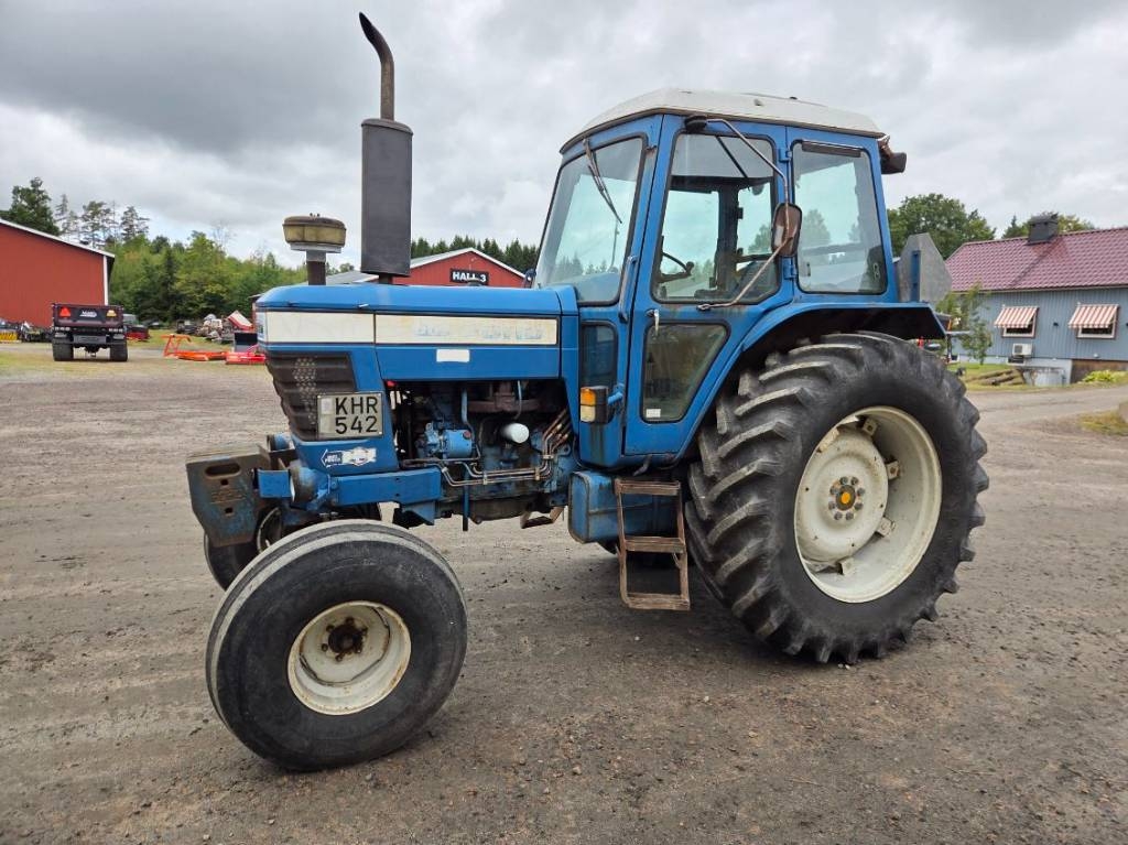 Ford 7700