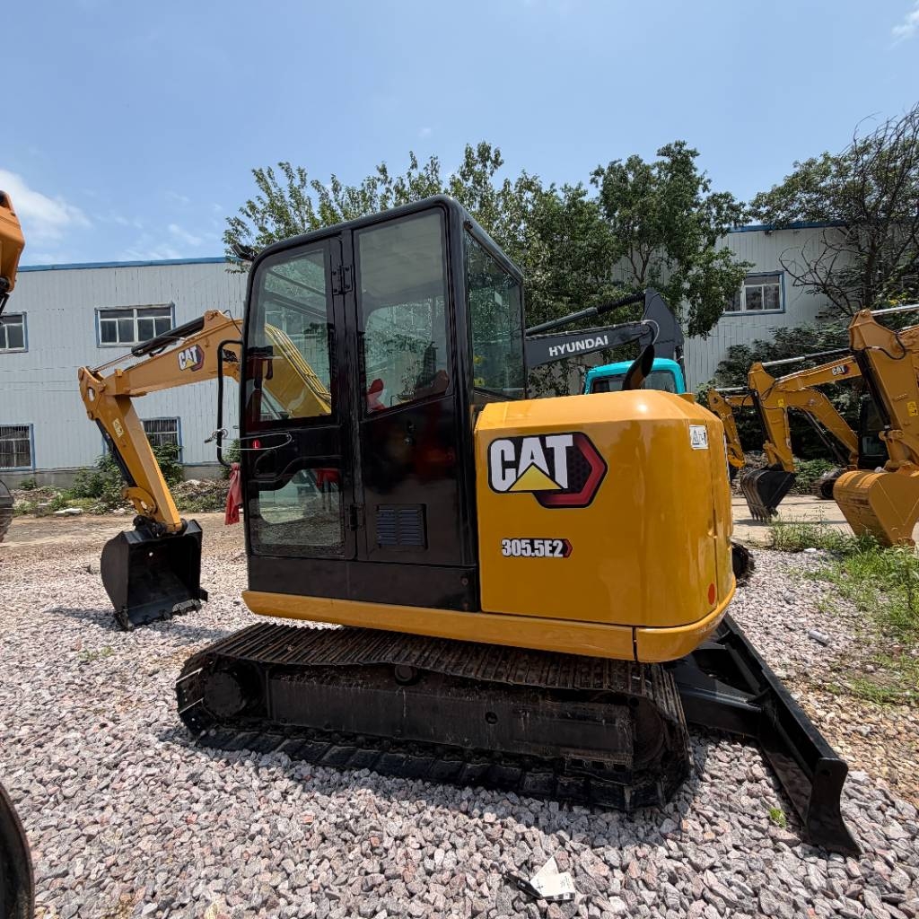 Mini-pelle Caterpillar 305.5E2 — occasion 2024, 615 h