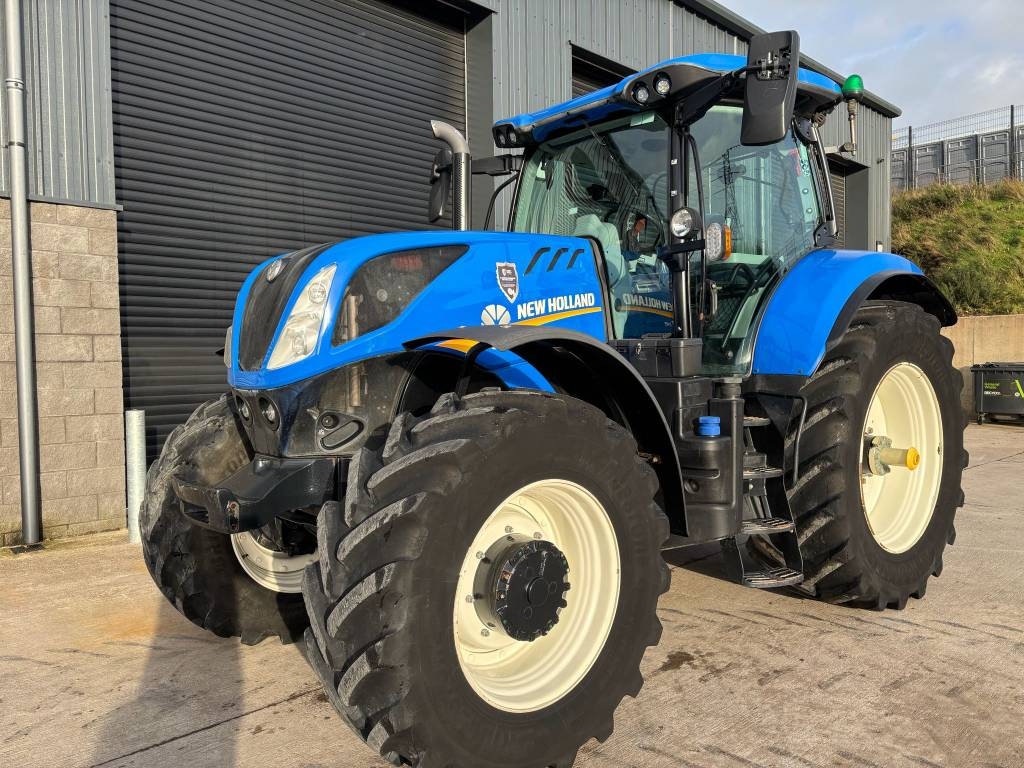New Holland T 7.245