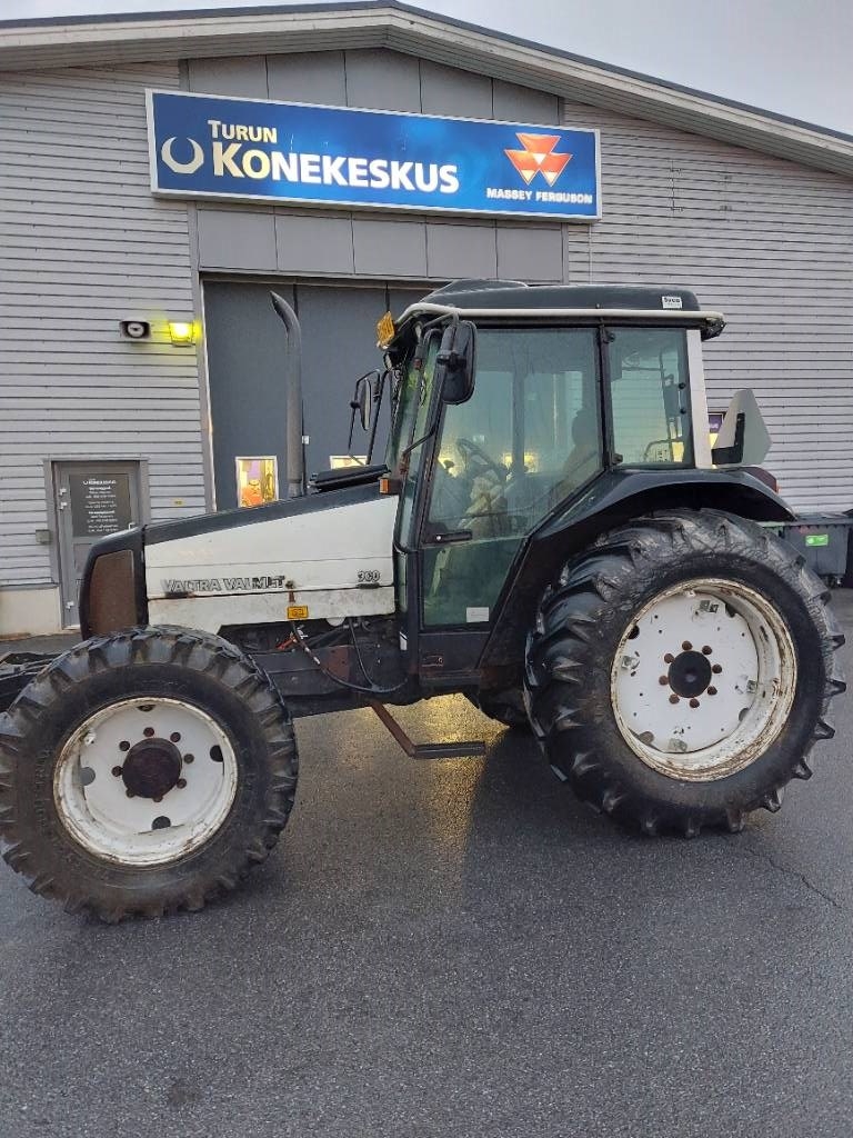 Valtra Valmet 900