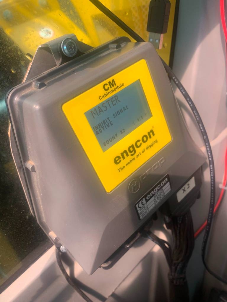 CAT 315 NextGen / 3D, Engcon, Rasvari, 3 kauhaa kuva 12