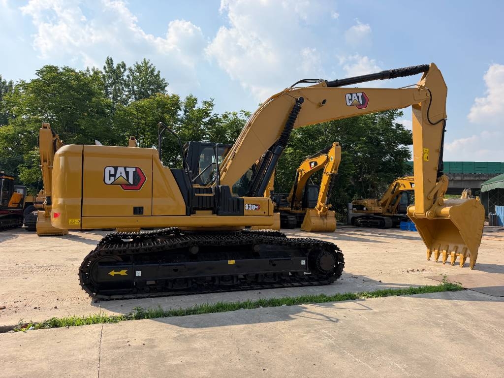 CAT 330GC