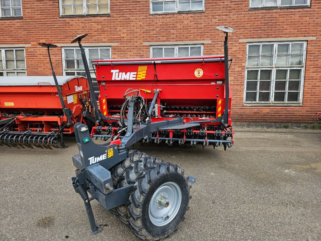 Tume Titan 3000