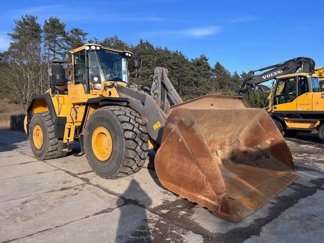 Volvo L 220 H