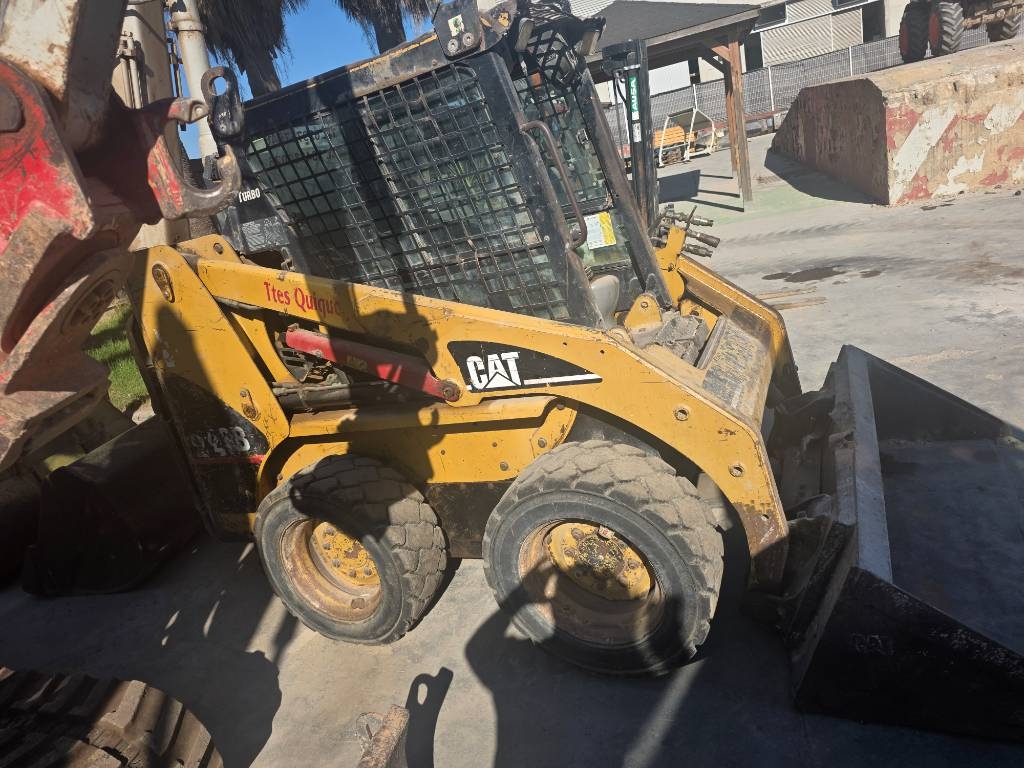 CAT 226 B