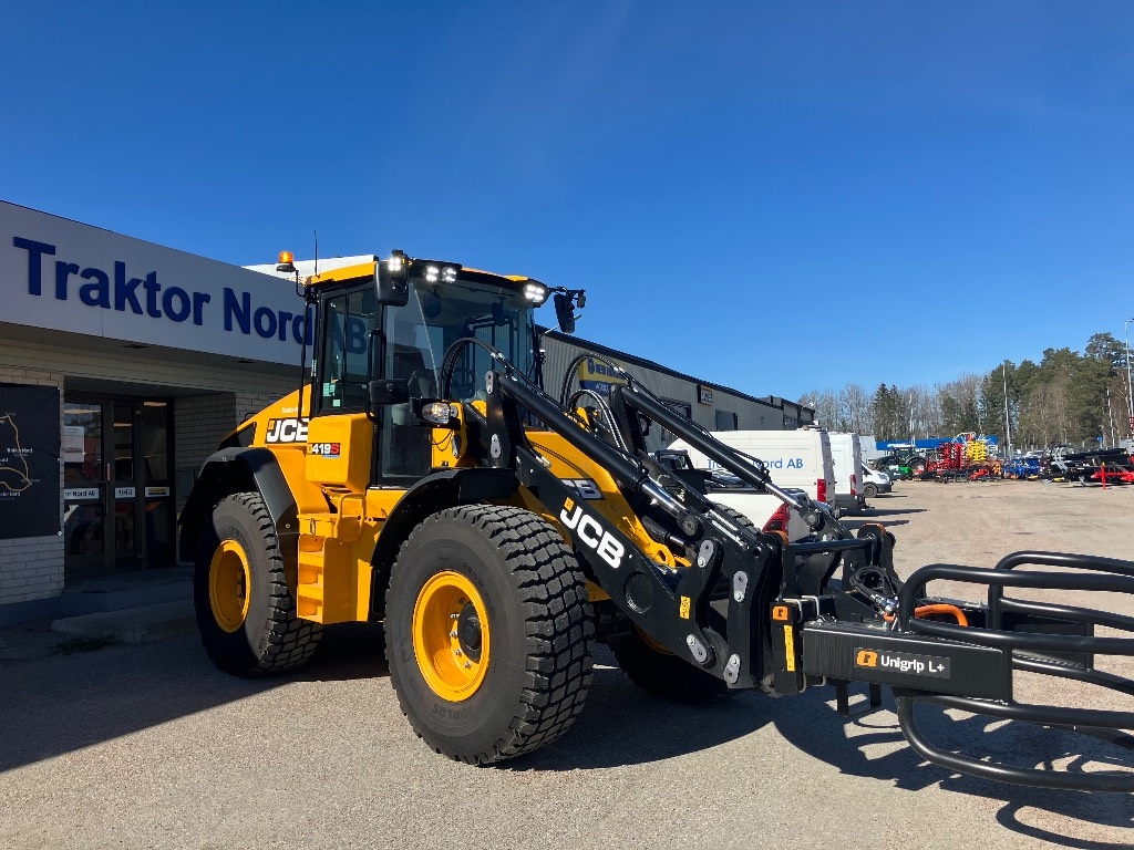 JCB 419S Nordic Edition 50km/h hitch