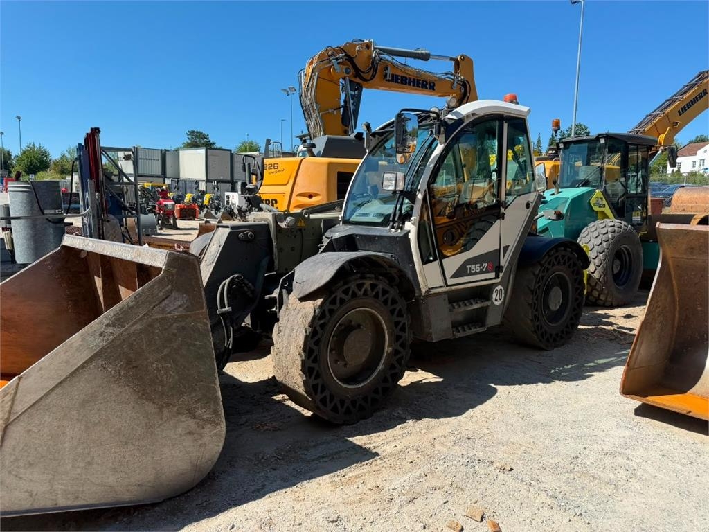 Chariot télescopique Liebherr T55 — occasion 2021, 3 608 h