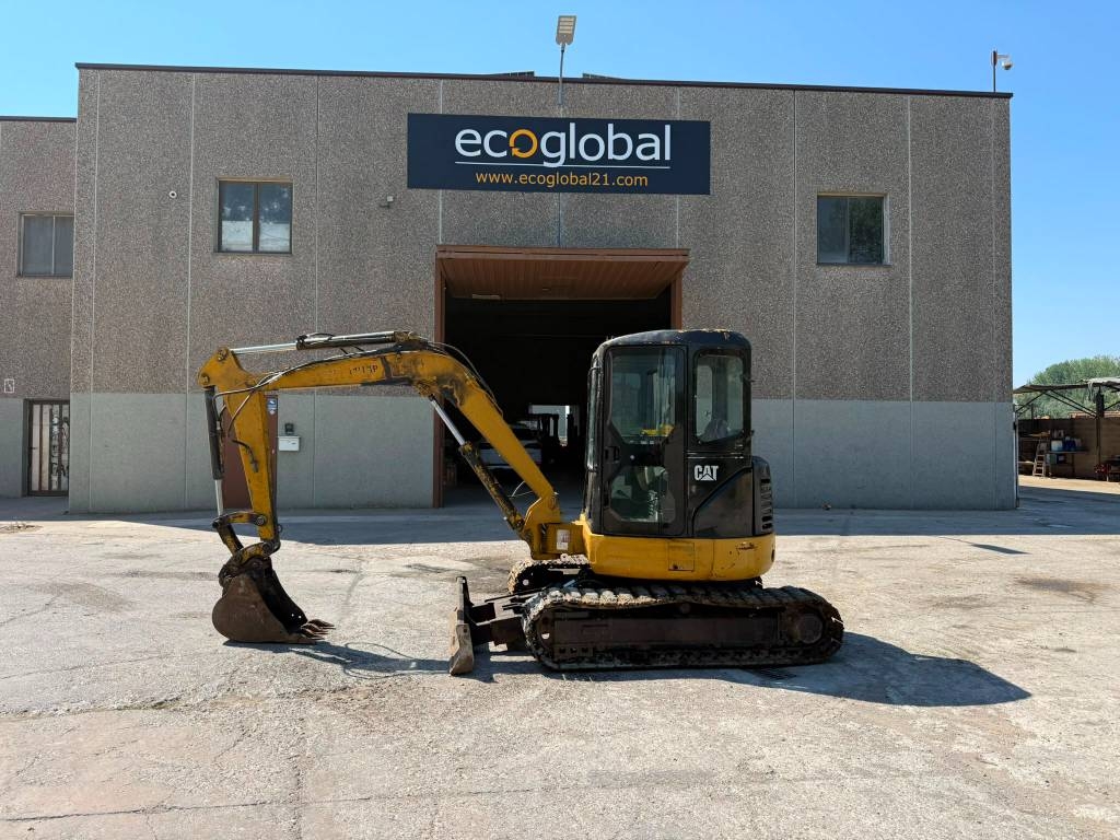 CAT 304