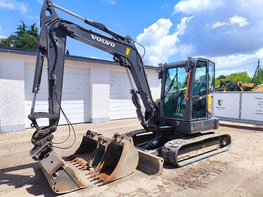 Mini-pelle Volvo ECR 58 F *4 Schaufeln* — occasion 2021, 3 900 h
