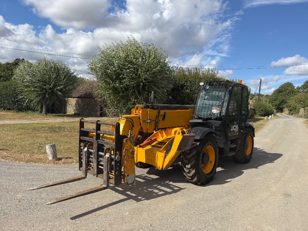 JCB 540-140
