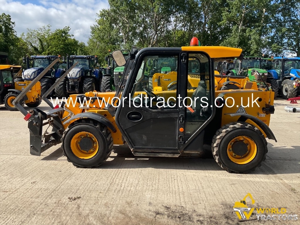 JCB 525-60
