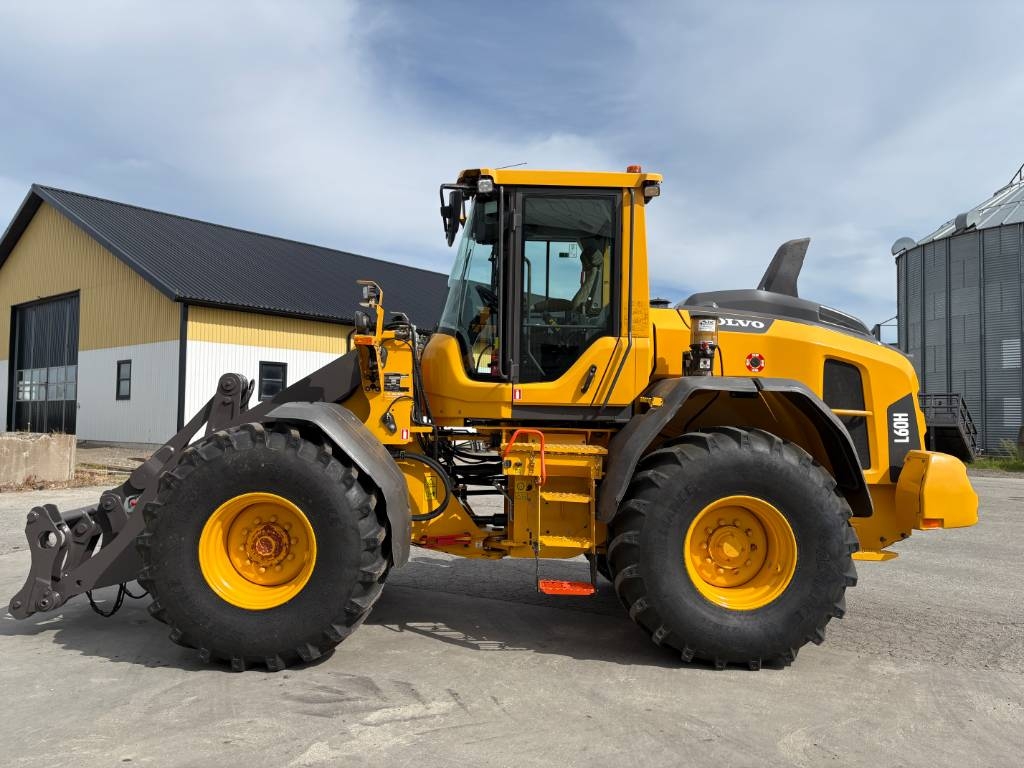 Volvo L60H hjullastare, long boom, nya traktordäck