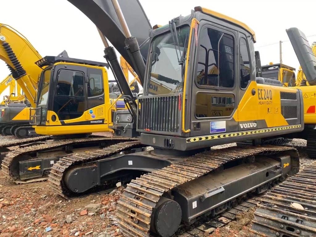 Volvo EC 240