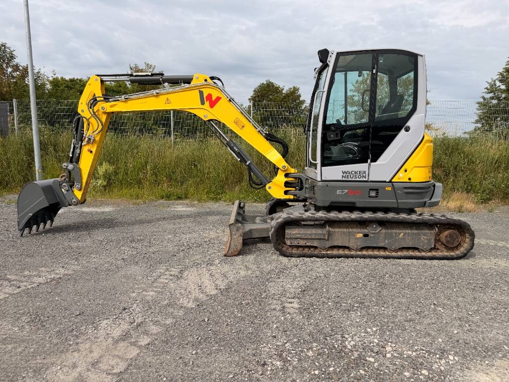 Pelle sur chenilles Wacker Neuson EZ50 — occasion 2022, 628 h