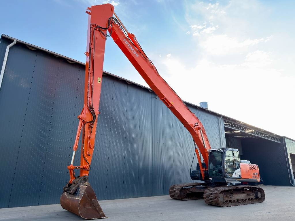 Hitachi ZX250LC-5B Long Reach