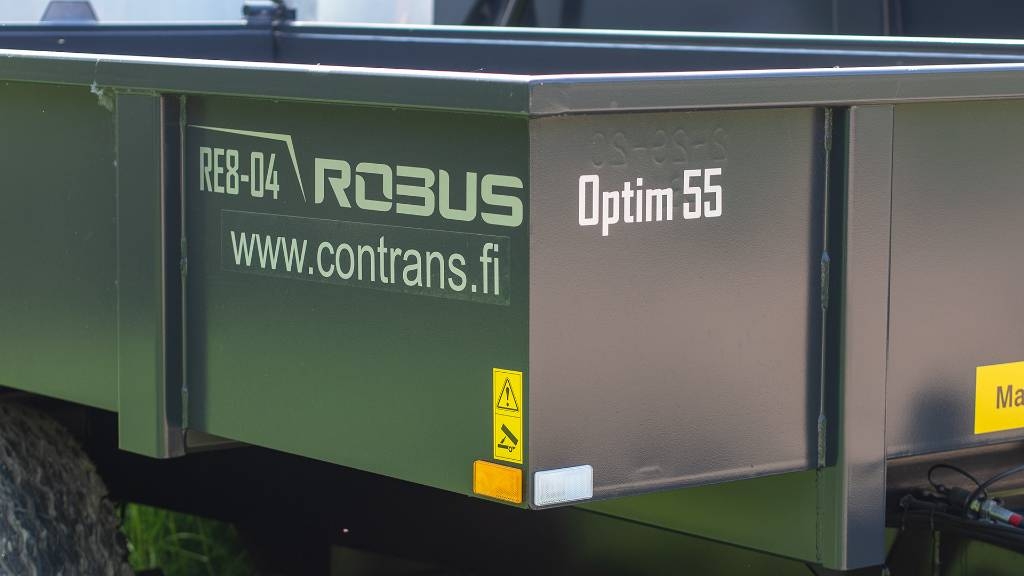 Robus RE8-04 maansiirtovaunu kaivinkoneeseen