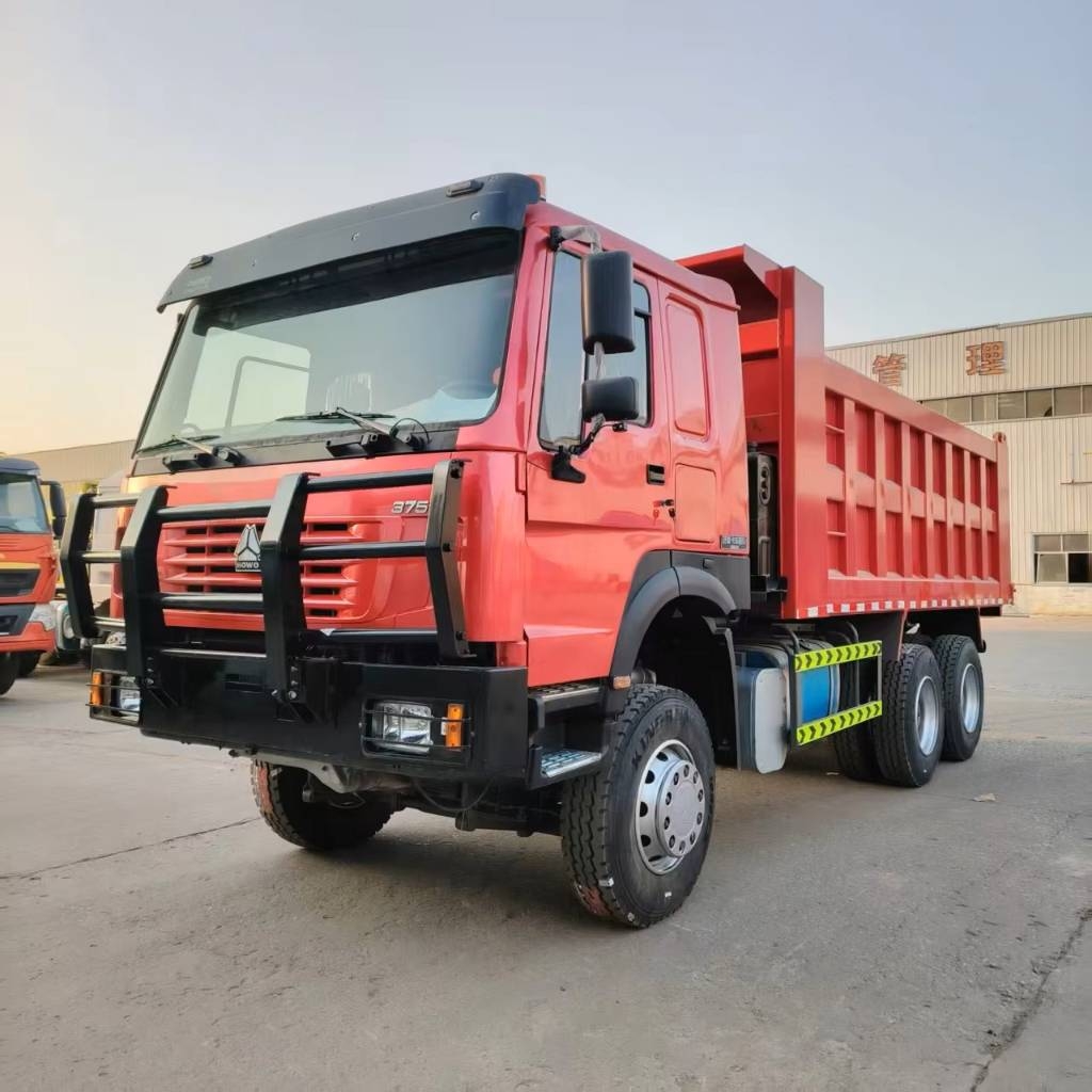 Camion benne Howo 375 — occasion 2024