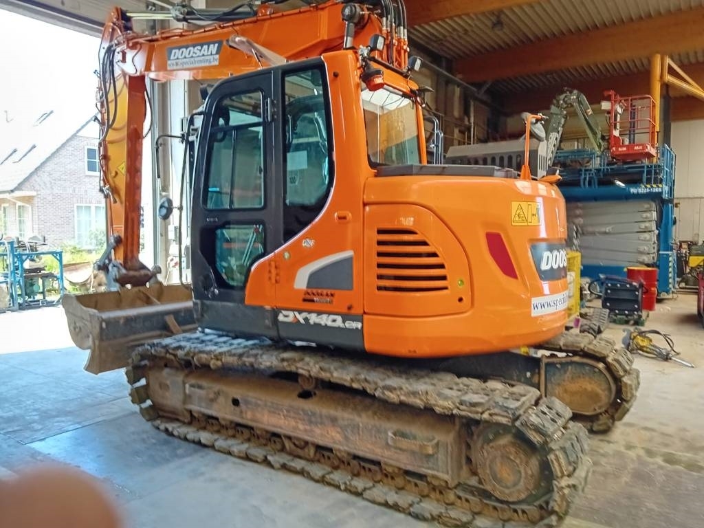 Doosan DX 140 LCR