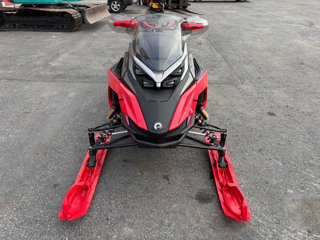 Lynx Rave 600R E-tec / Vähän ajettu, Hieno! kuva 3