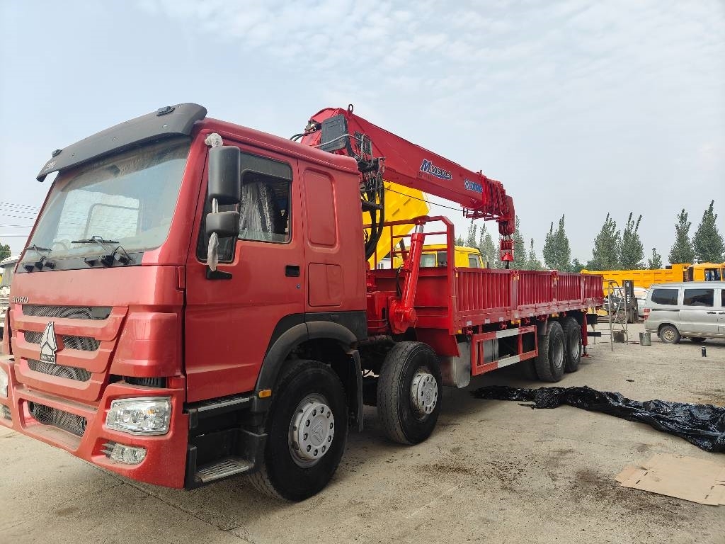 Howo 8*4 16tons