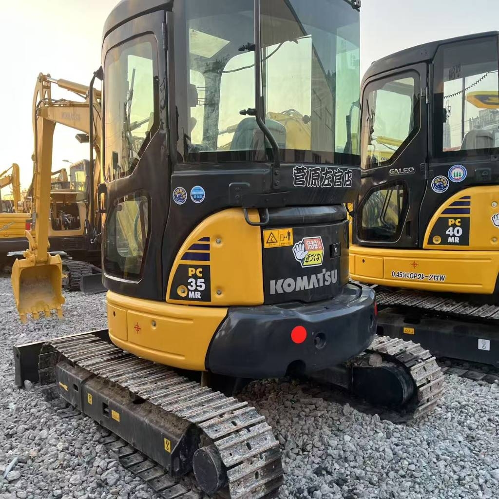 Komatsu PC 35 MR