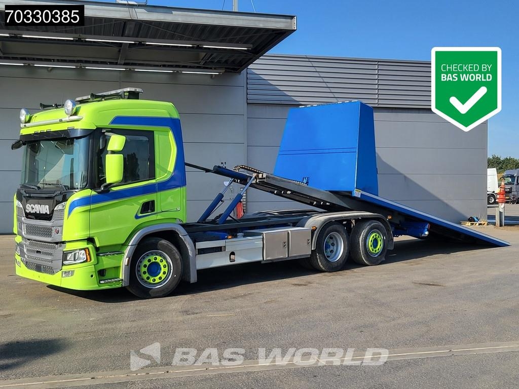 Scania P370 6X2 Recovery truck Abschleppwagen Winch Lift-