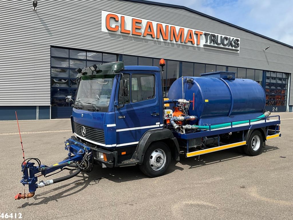 Mercedes-Benz 914 Water spray unit