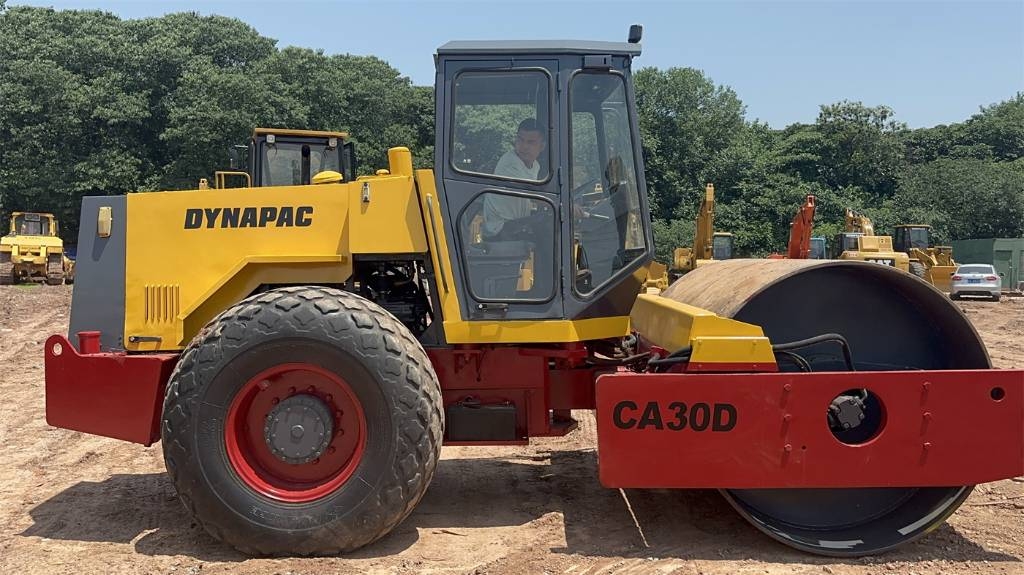 Dynapac CA 30 D
