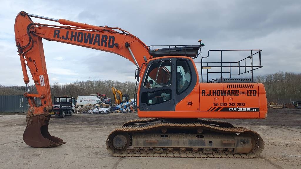 Doosan DX 225 LC