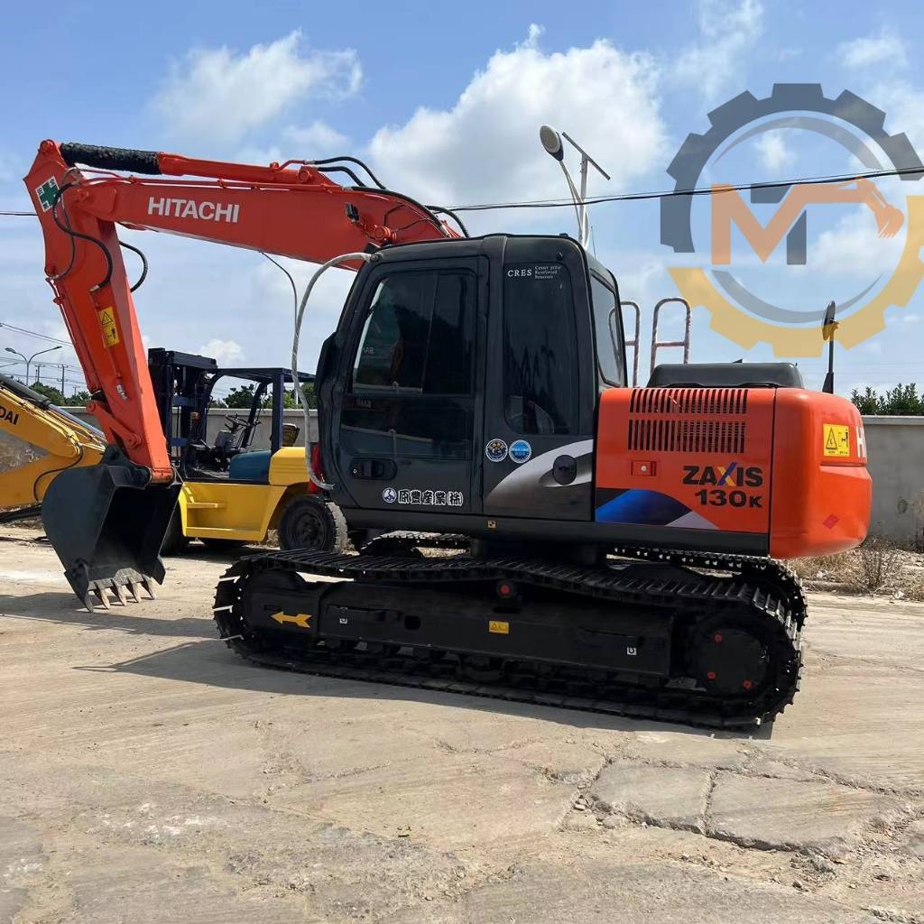 Pelle sur chenilles Hitachi ZX 130 — occasion 2024, 1 900 h