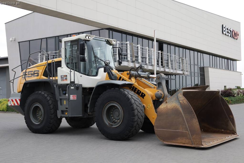 Liebherr L 556