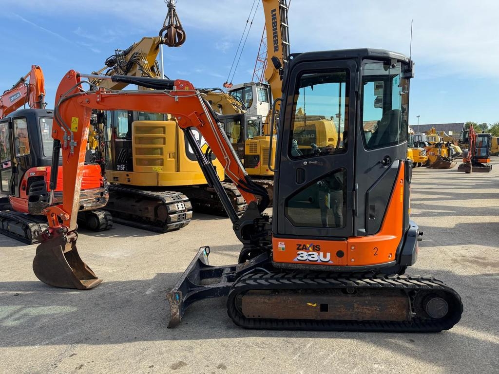 Mini-pelle Hitachi ZX33U-6 . — occasion 2019, 3 556 h