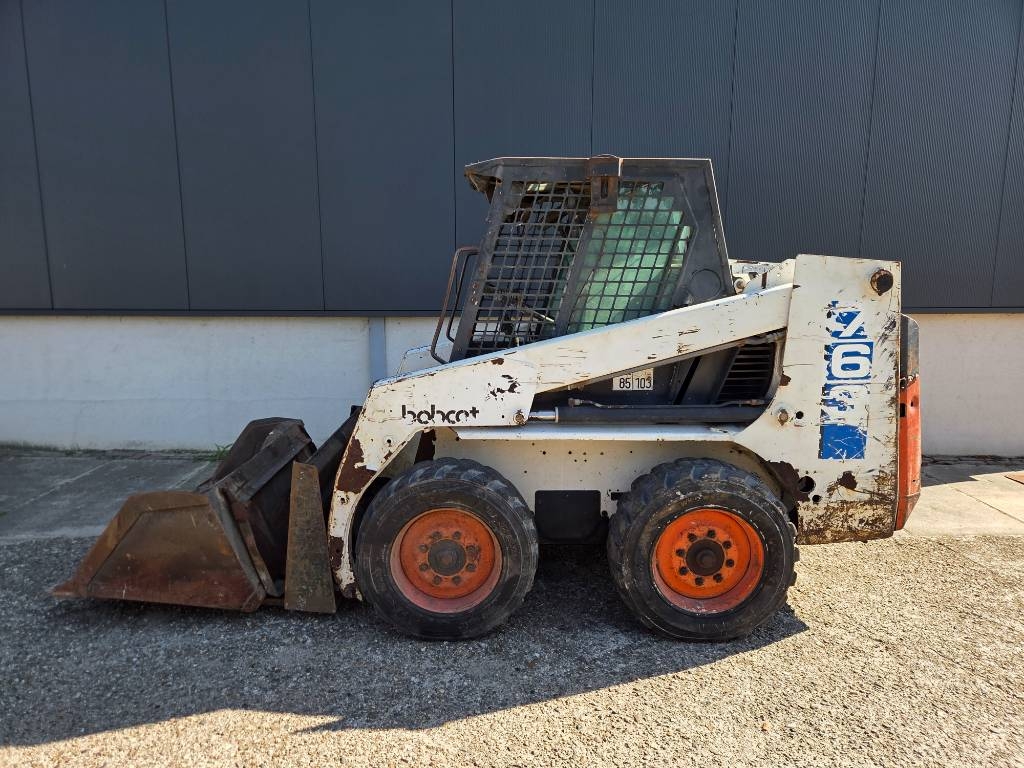 Chargeuse compacte Bobcat 763 — occasion 1996