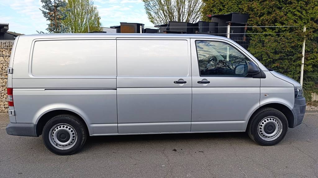 Volkswagen T5 2.0 Transporter mit Standheizung, AHK, Klima