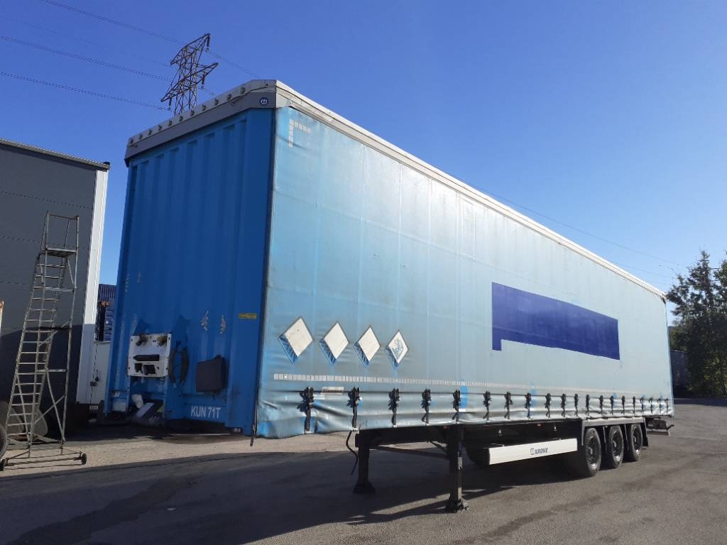 Krone MEGA CURTAIN - LIFTING ROOF
