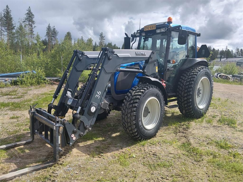 Valtra A93