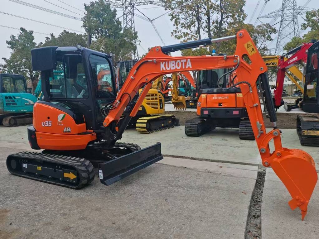Mini-pelle Kubota U 35-4 — occasion 2023, 586 h
