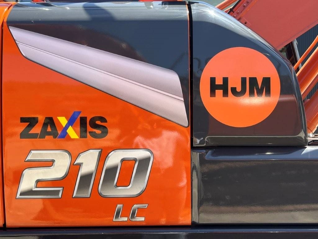 Hitachi ZX 210 LC-7
