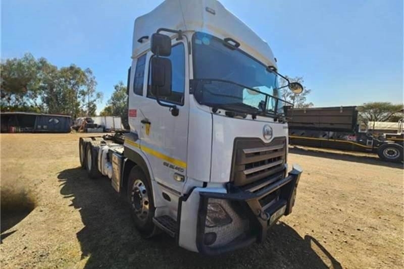 UD TRUCKS QUON