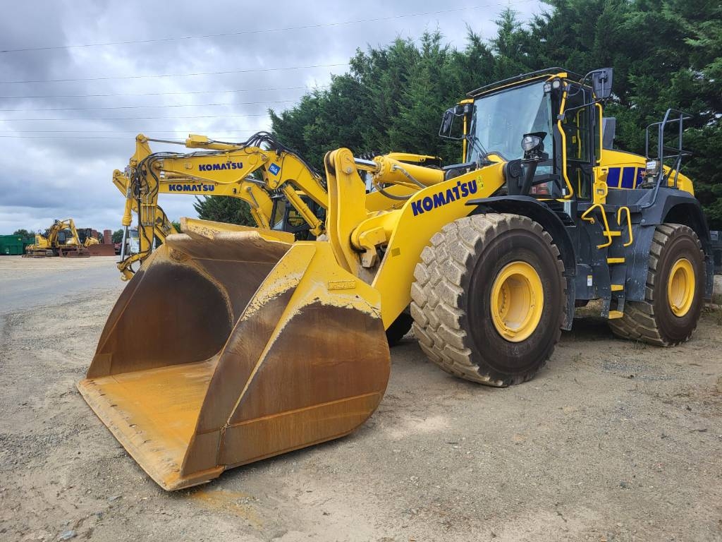 Komatsu WA485-11E0