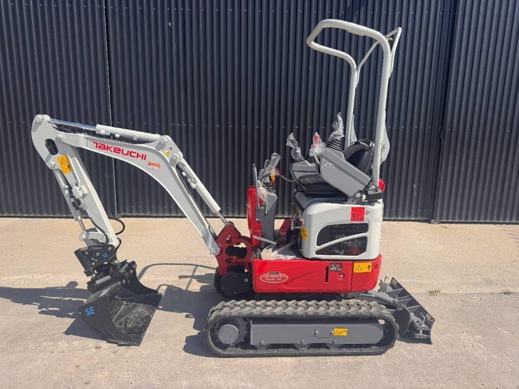 Takeuchi TB 210 R / SE tilt / S30