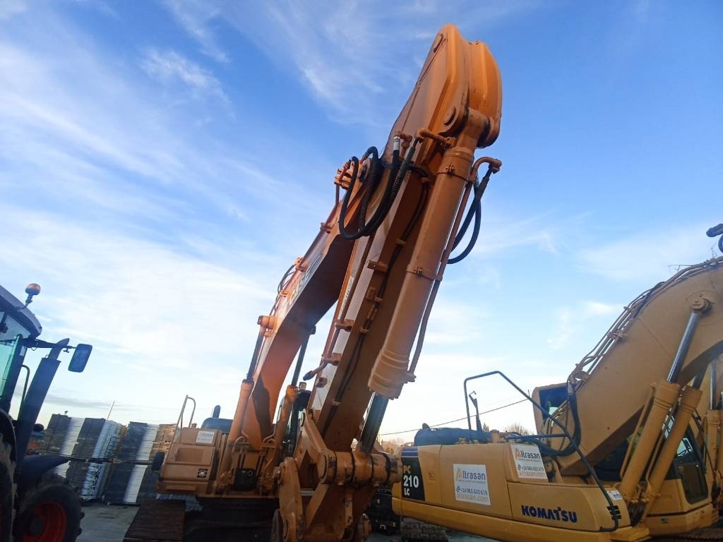 Pelle sur chenilles Case CX 330 — occasion 2007, 8 896 h