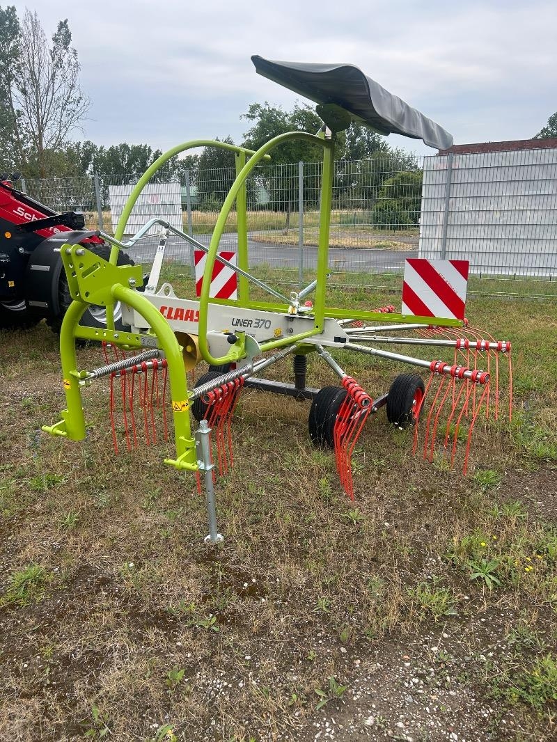 CLAAS Liner 370 Tandem