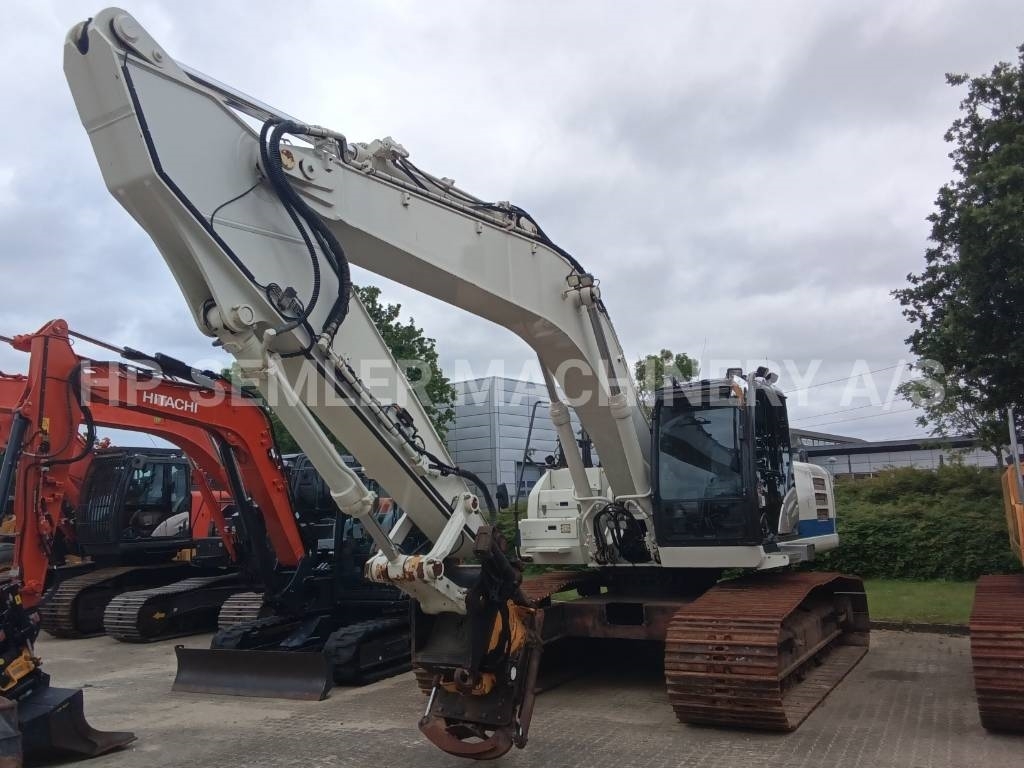 Hitachi ZX300LC-6