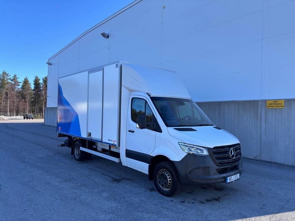 Mercedes-Benz 906BA50 SPRINTER