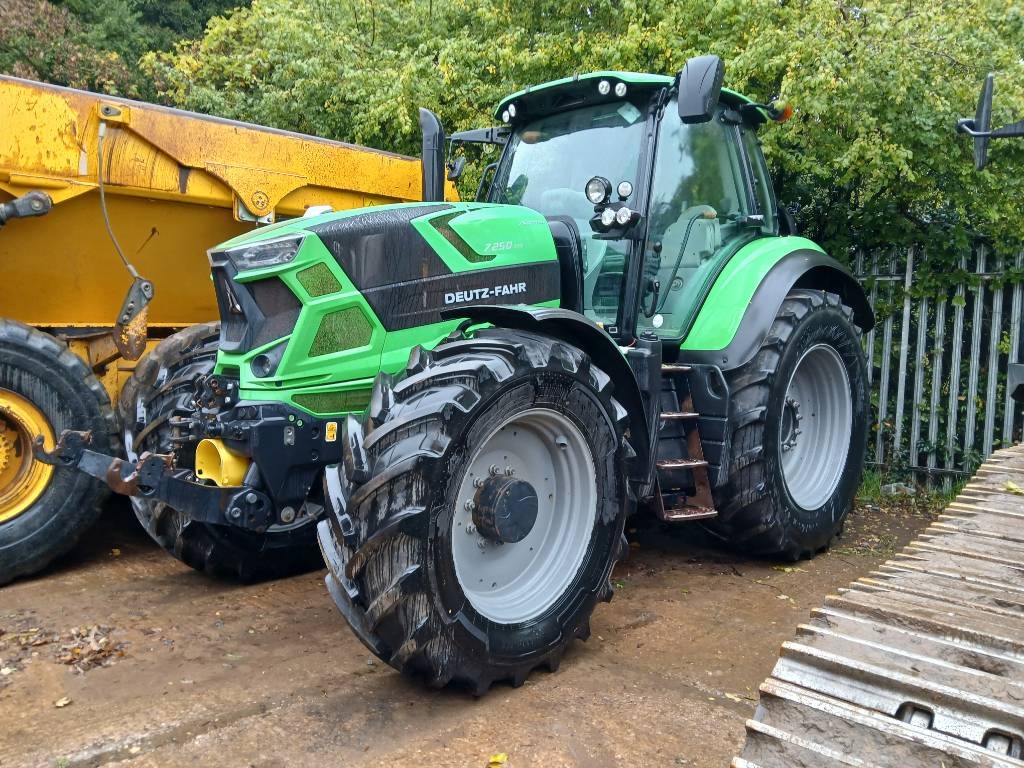 Tracteur agricole Deutz-Fahr 7250 TTV — occasion 2017, 6 300 h